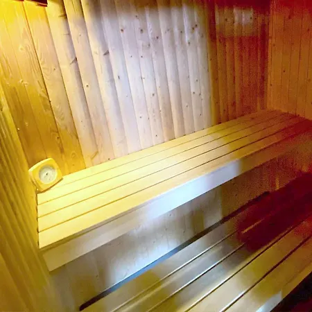 Vakantiehuis Maple 11 Hot Tub & Sauna *