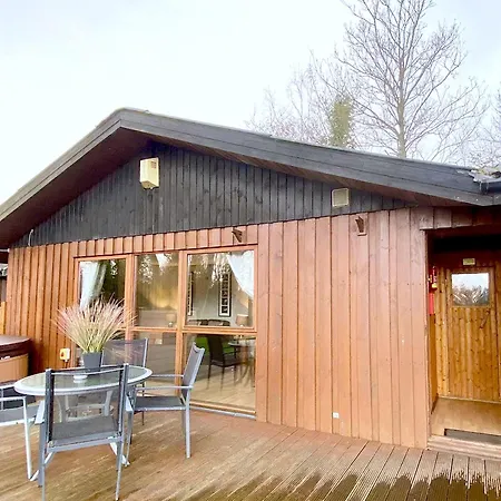 Holiday home Maple 11 Hot Tub & Sauna